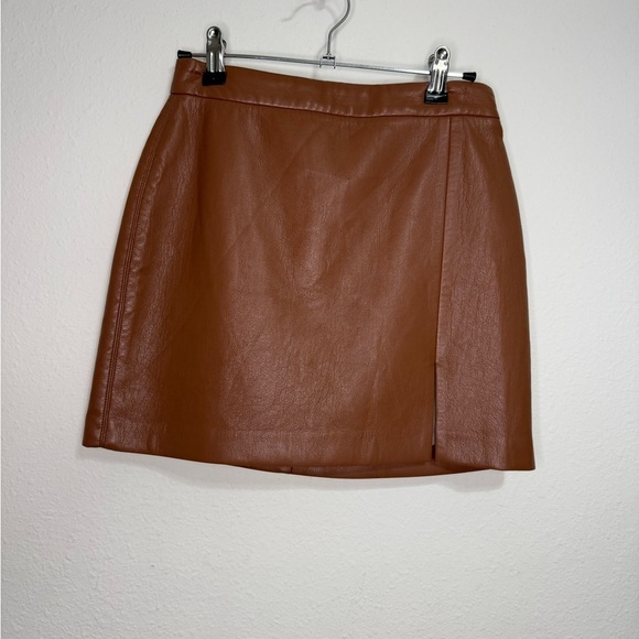 Wilfred Dresses & Skirts - Wilfred Tan Leather Mini Skirt
